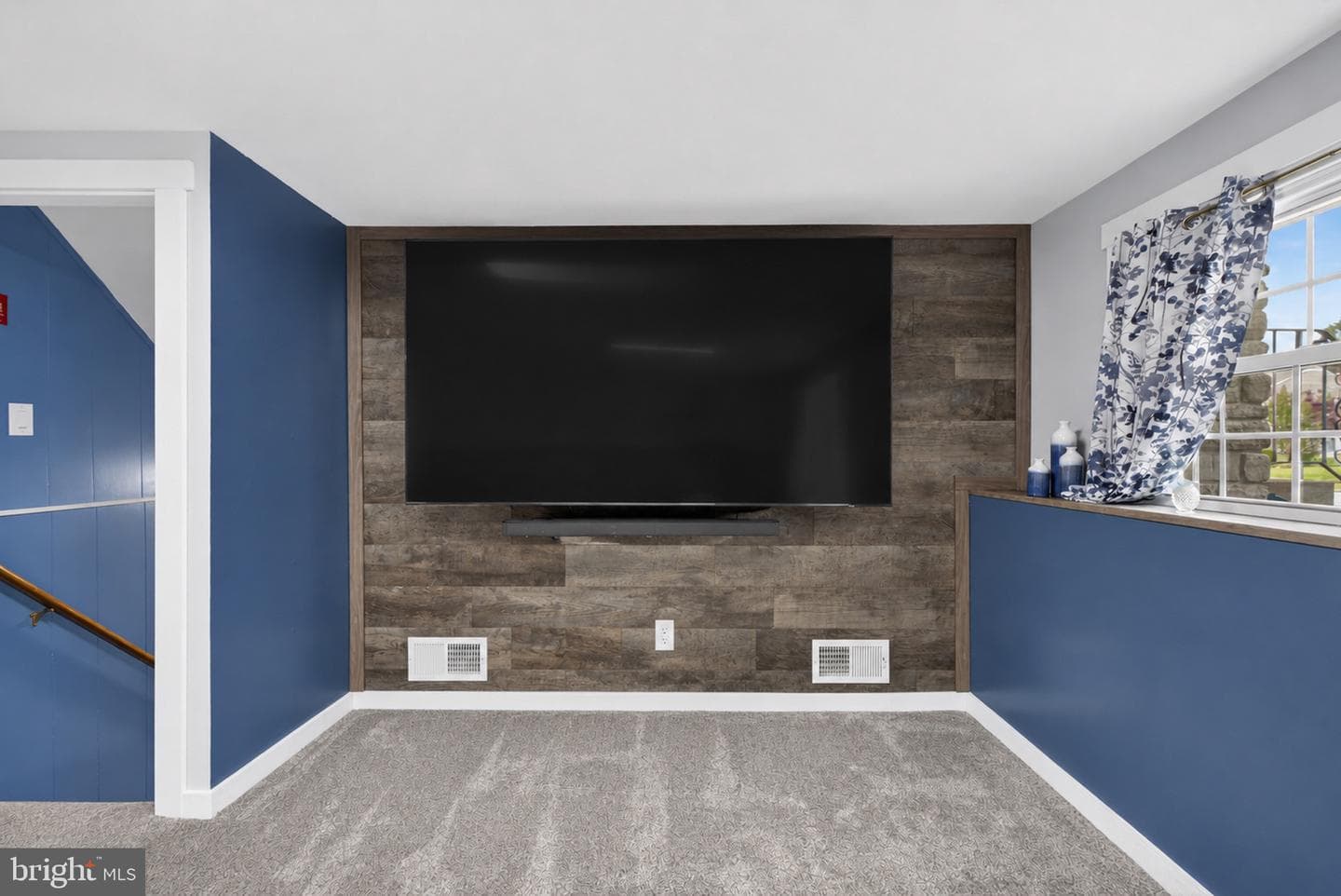 3560 Edgewater Lane photo 41