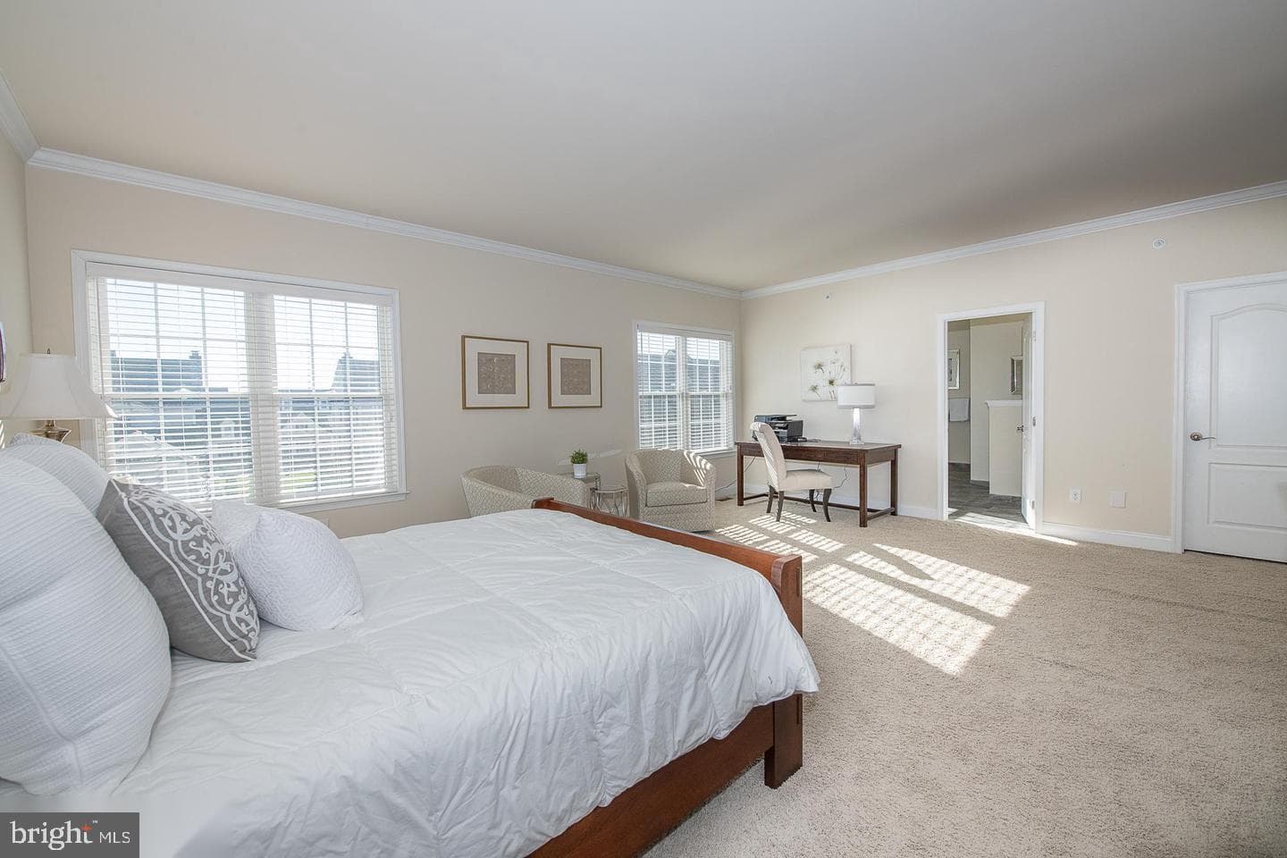 3704 Liseter Gardens photo 31