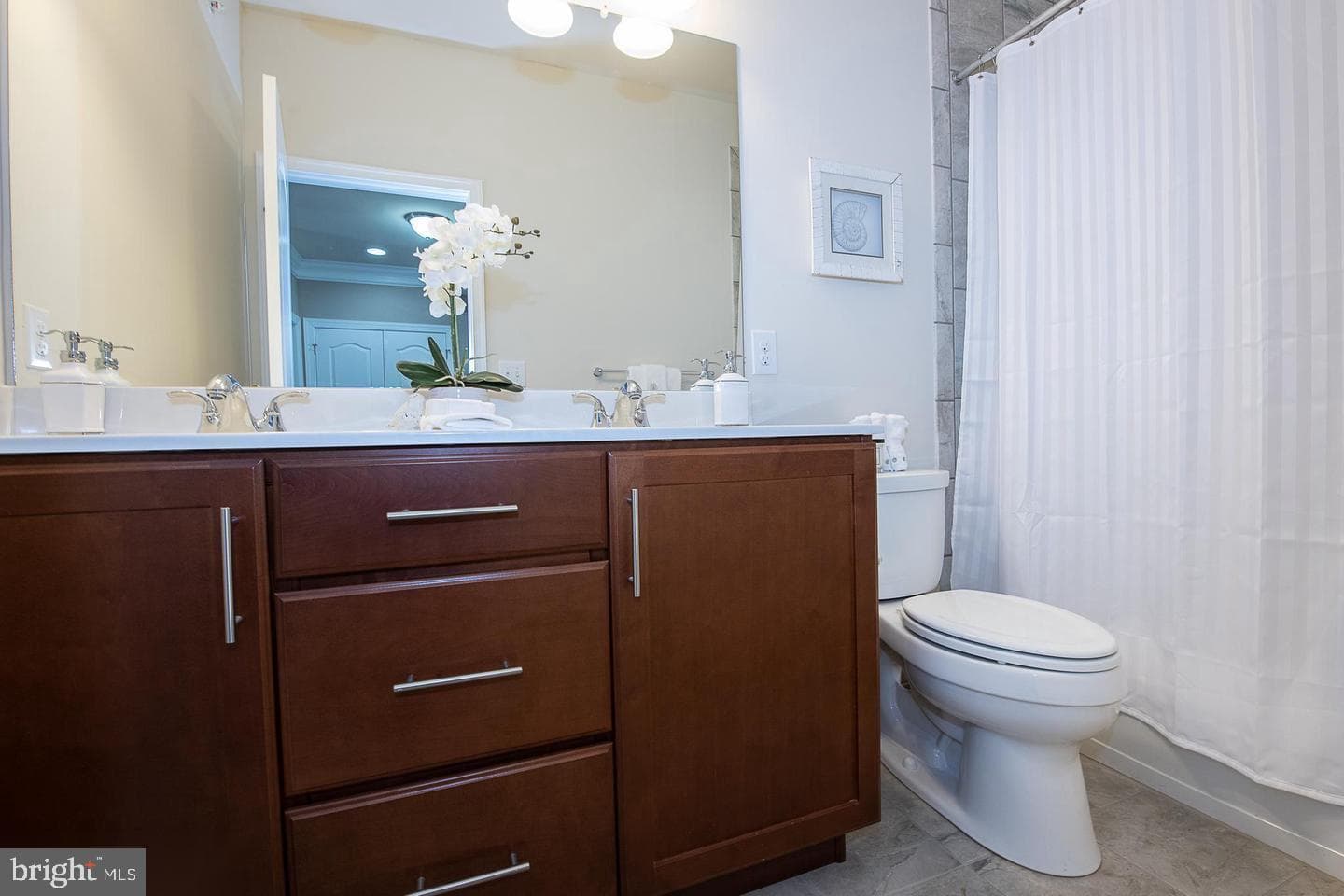 3704 Liseter Gardens photo 40