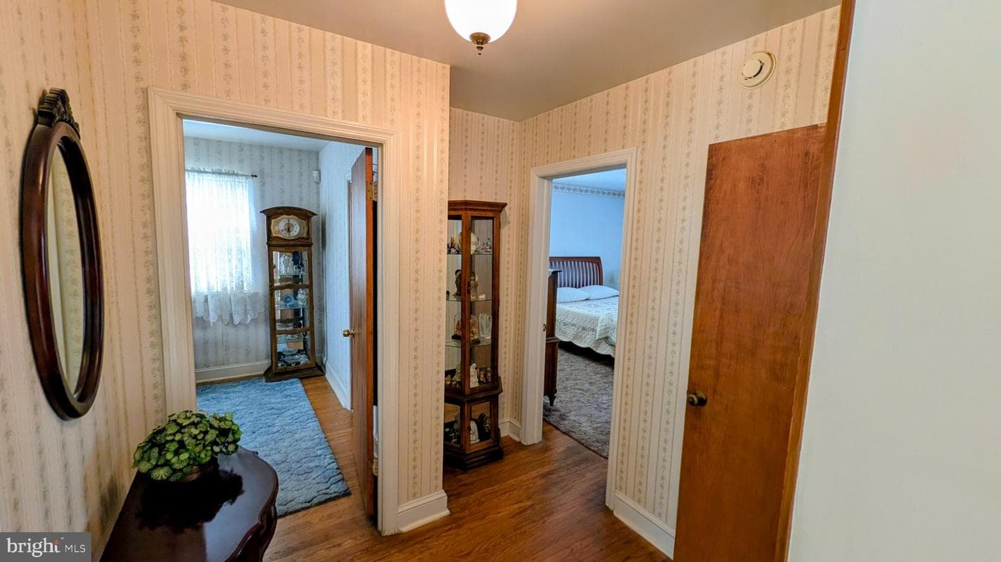 429 Evergreen Avenue photo 13