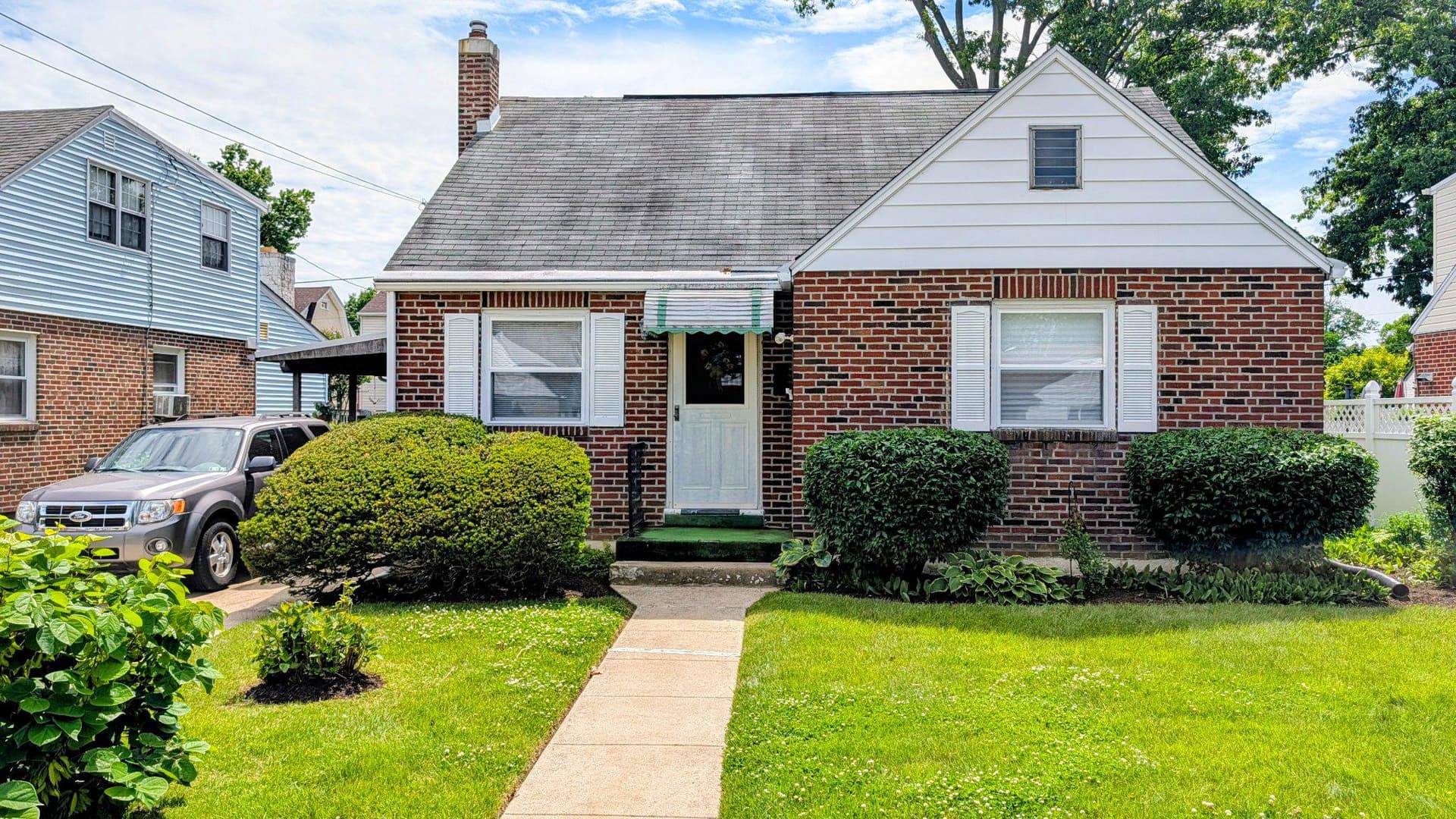 429 Evergreen Avenue photo 3