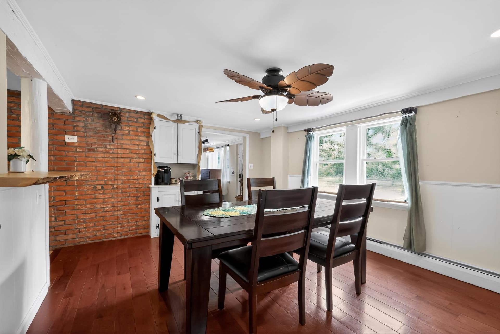 599 N Bishop Avenue photo 6