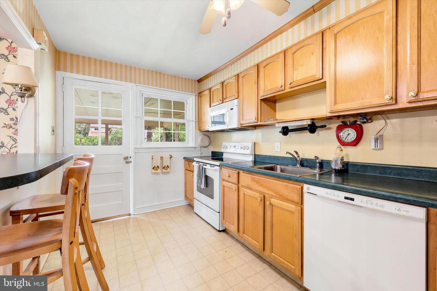 308 Henry Lane photo 9