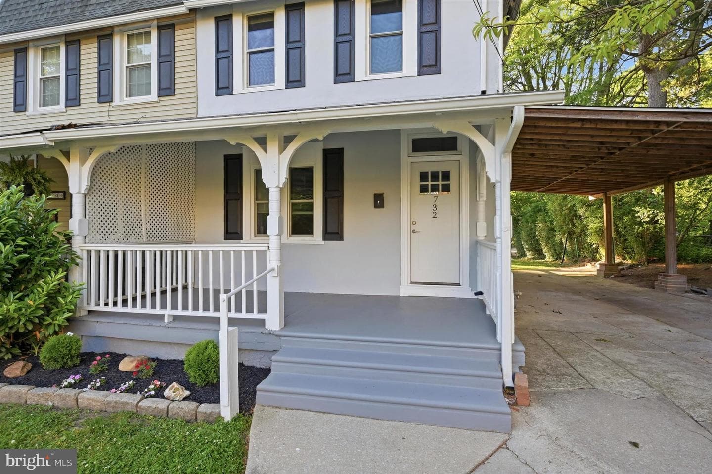 732 Buck Lane photo 3