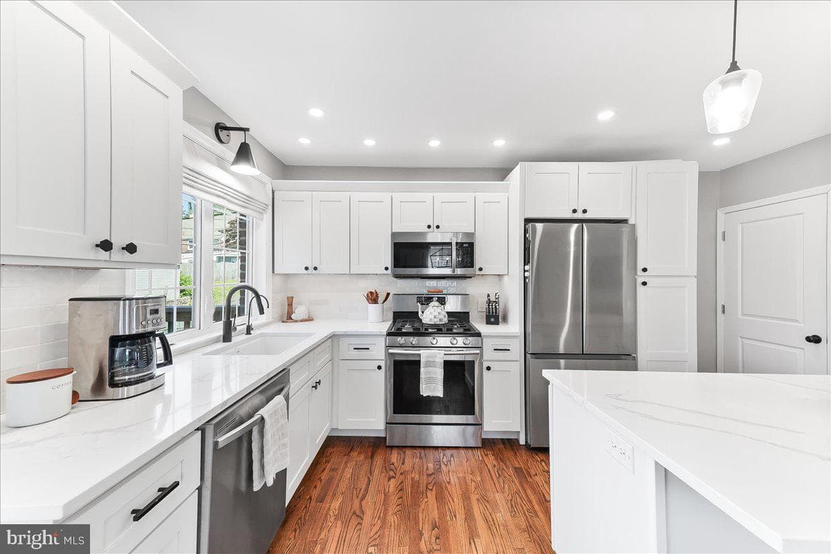 1228 Cobbs Street photo 13
