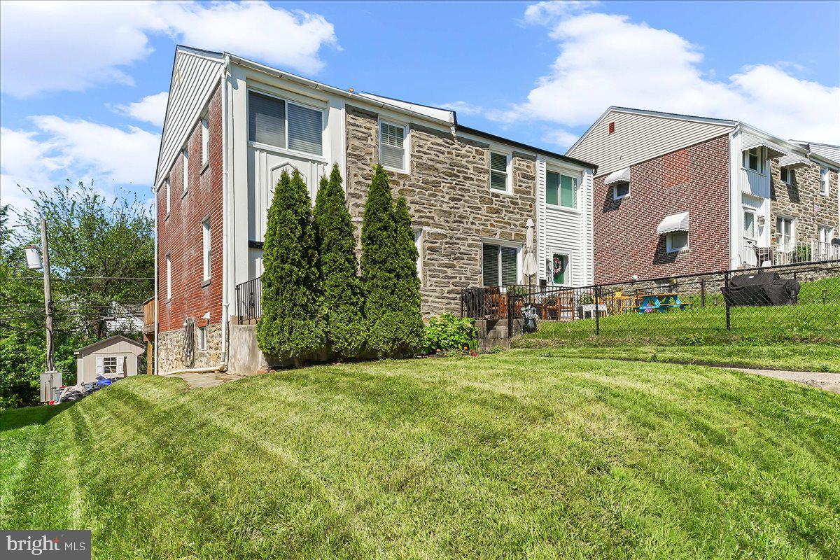 1228 Cobbs Street photo 2