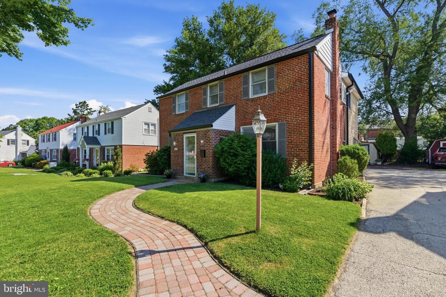 415 Brentwood Road photo 2