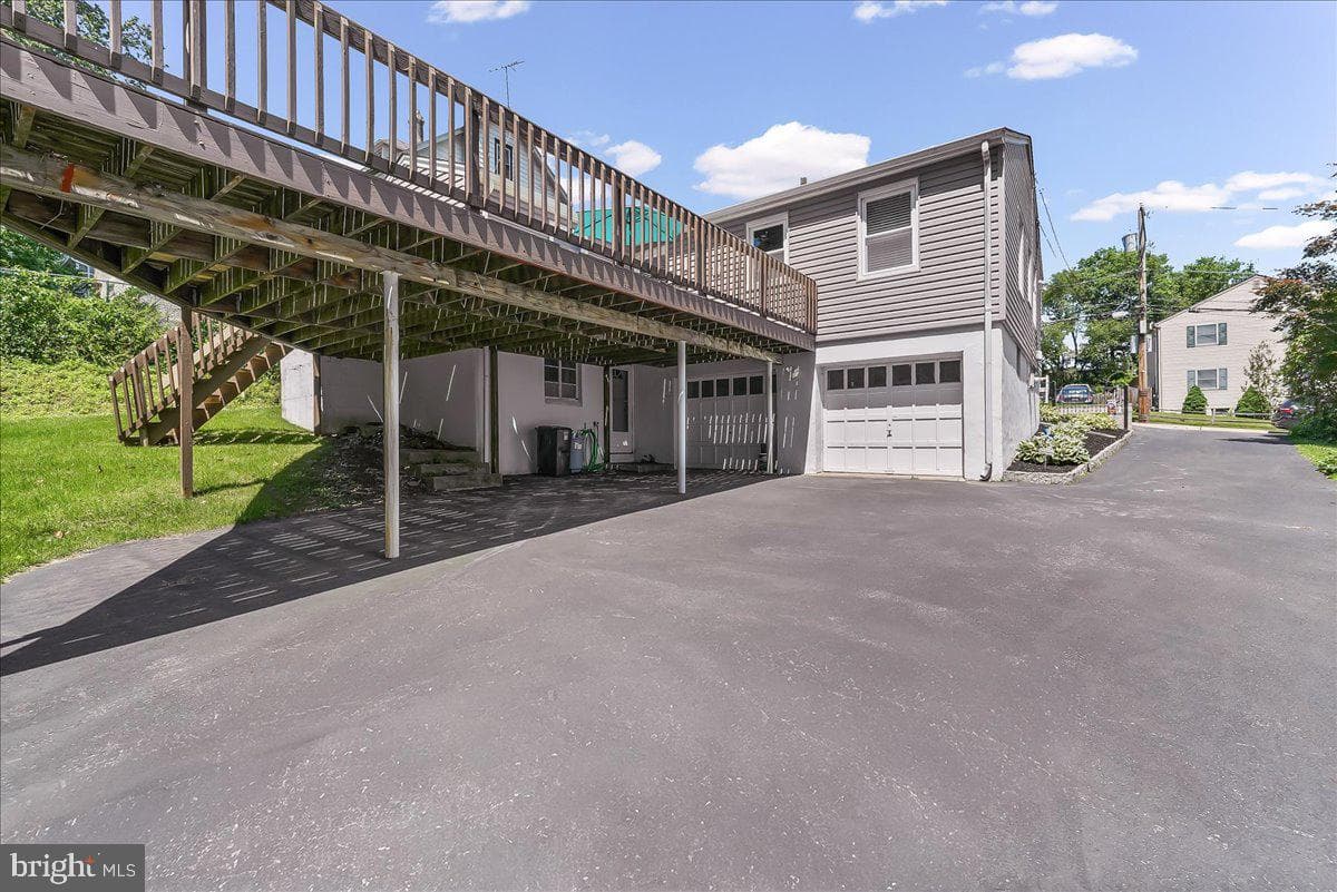 908 Broadway Avenue photo 31