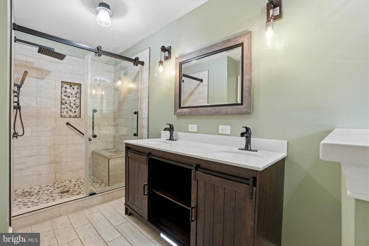 350 Danbury Lane #350 photo 16