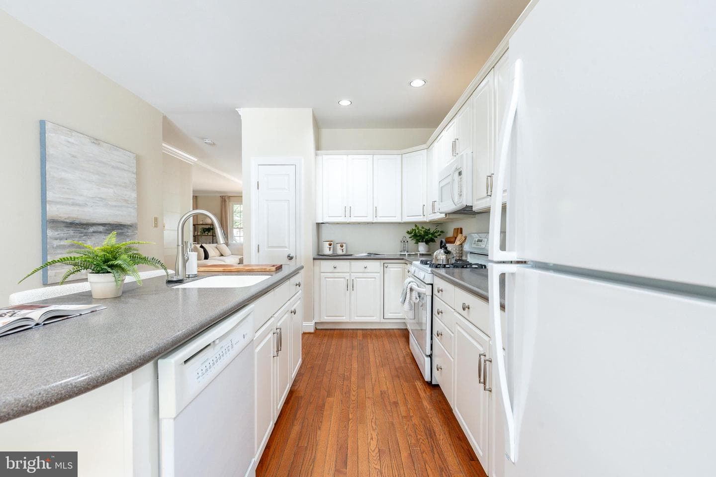 607 Rockbourne Mills Court photo 23