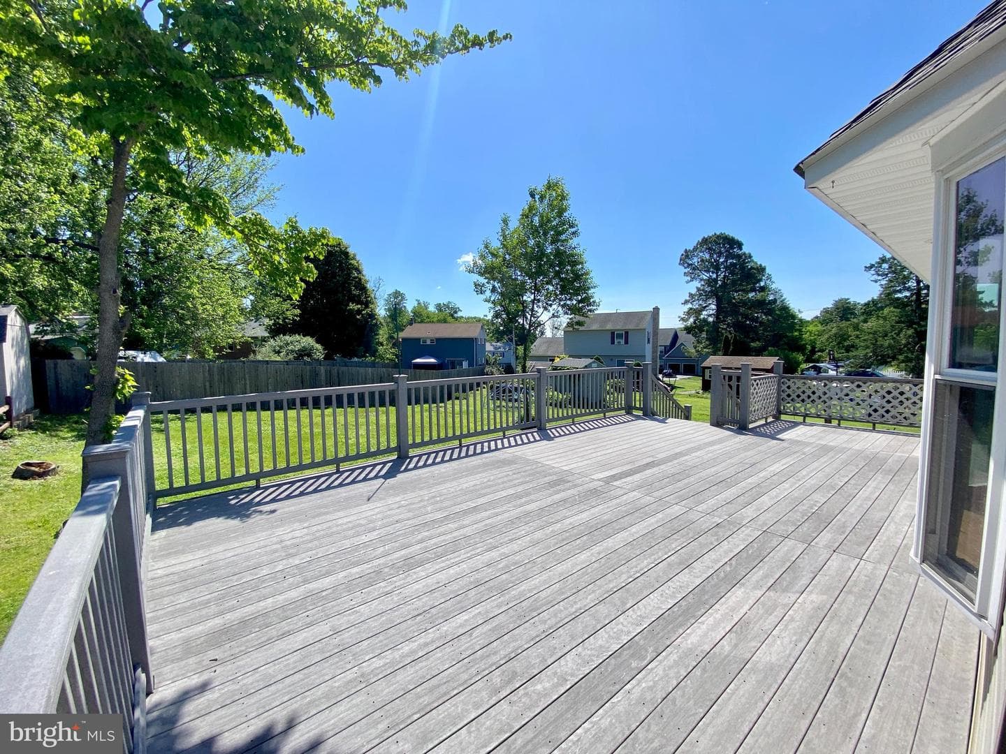 227 Elm Avenue photo 2