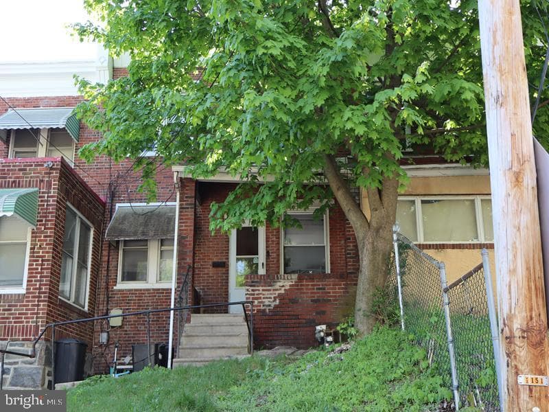 203 Hamilton Ave, Darby
