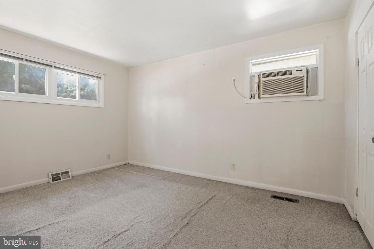 417 Foster Drive photo 23