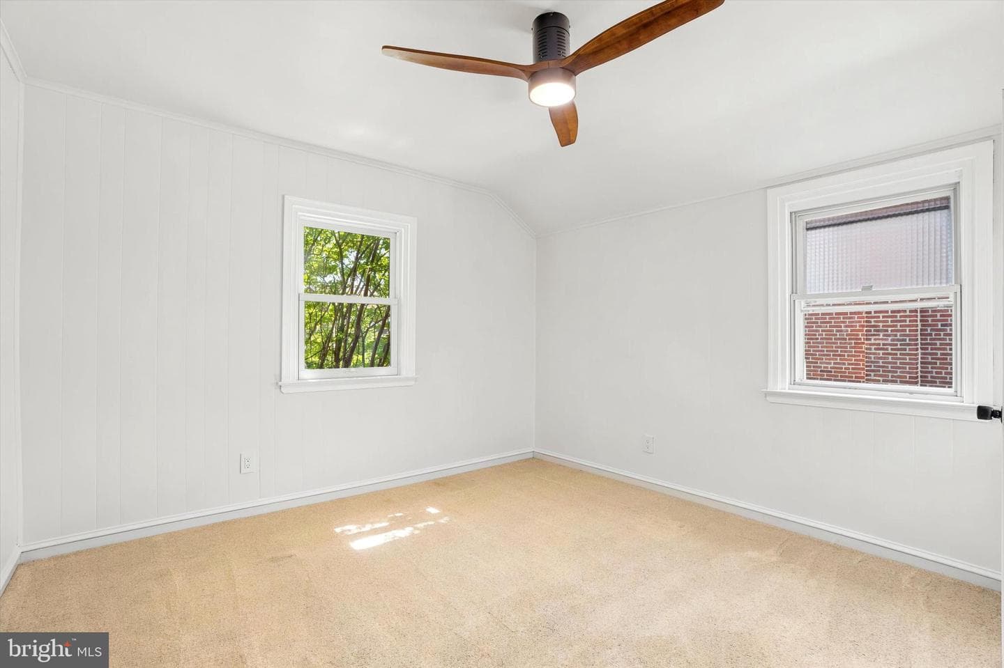 1801 Hawthorne Avenue photo 23