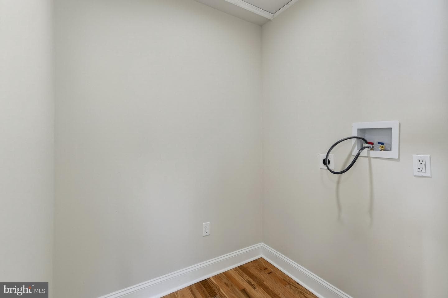542 Stanbridge Road photo 35