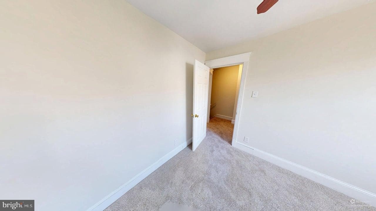 6956 Aberdeen Road photo 20