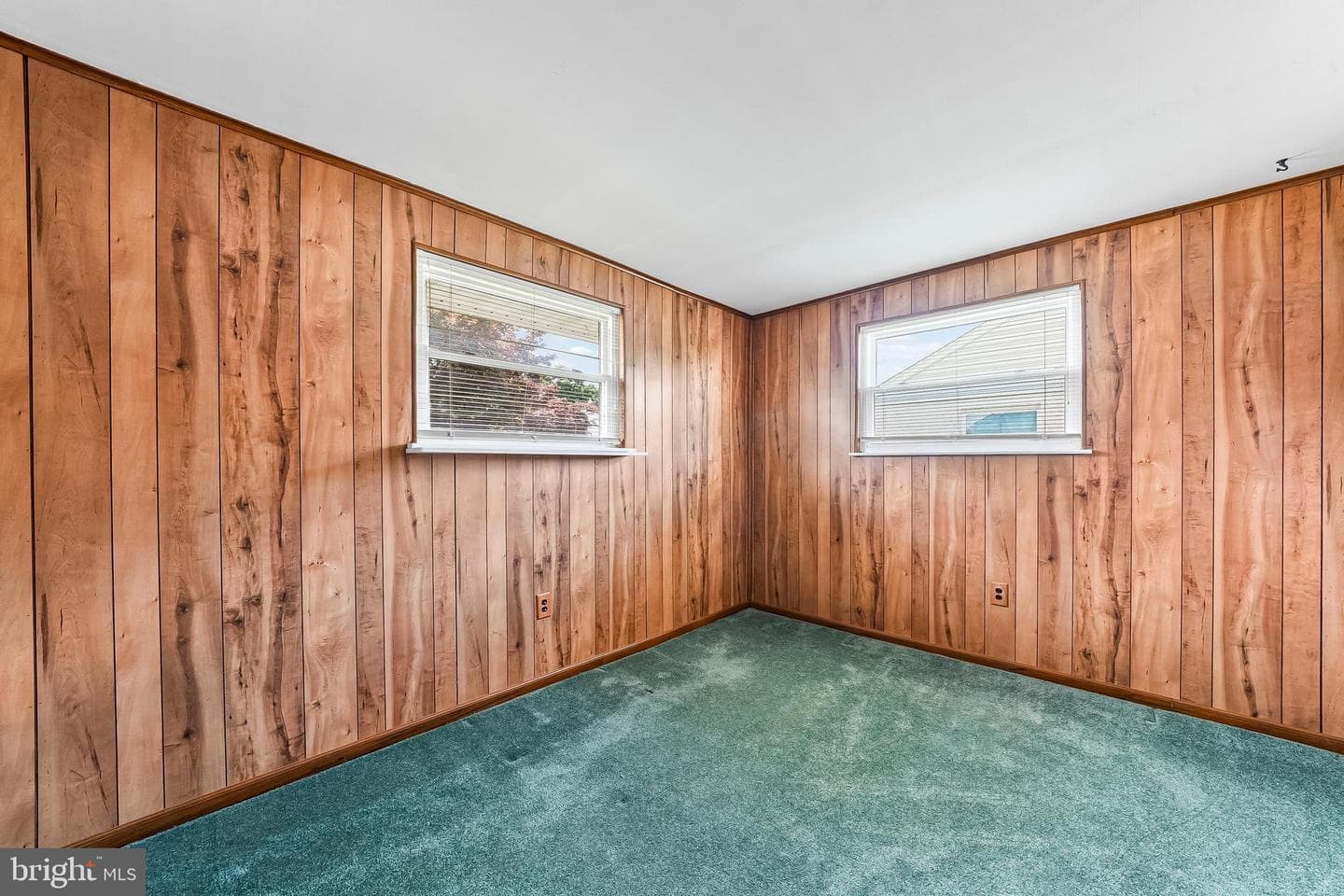 3195 Richard Road photo 4