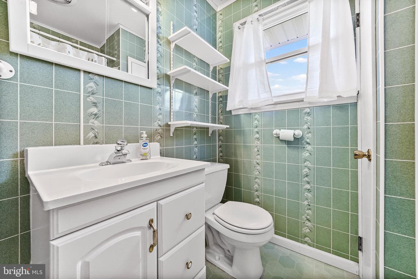 3195 Richard Road photo 6
