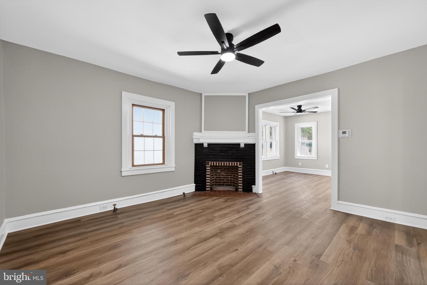 37 E Mowry Street photo 3