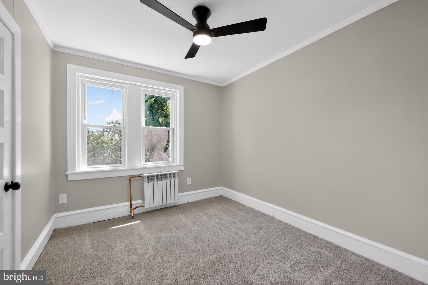 37 E Mowry Street photo 7