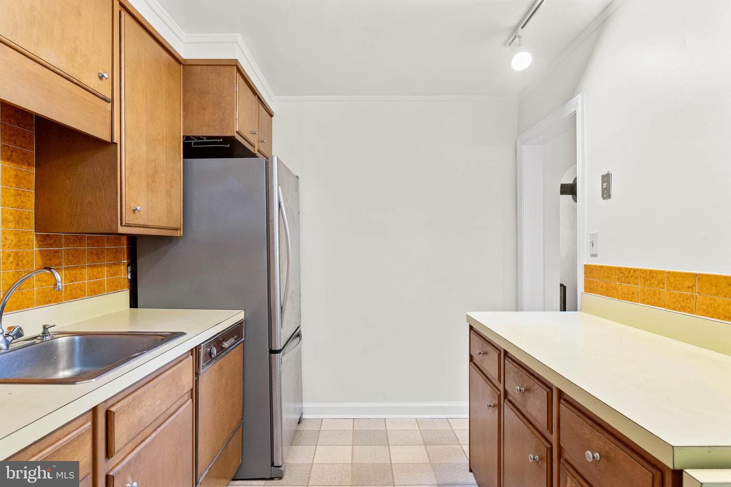 5025 Sylvia Road photo 11