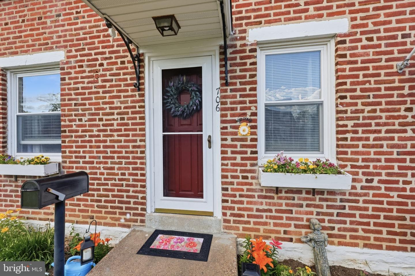 706 Colwell Road photo 3