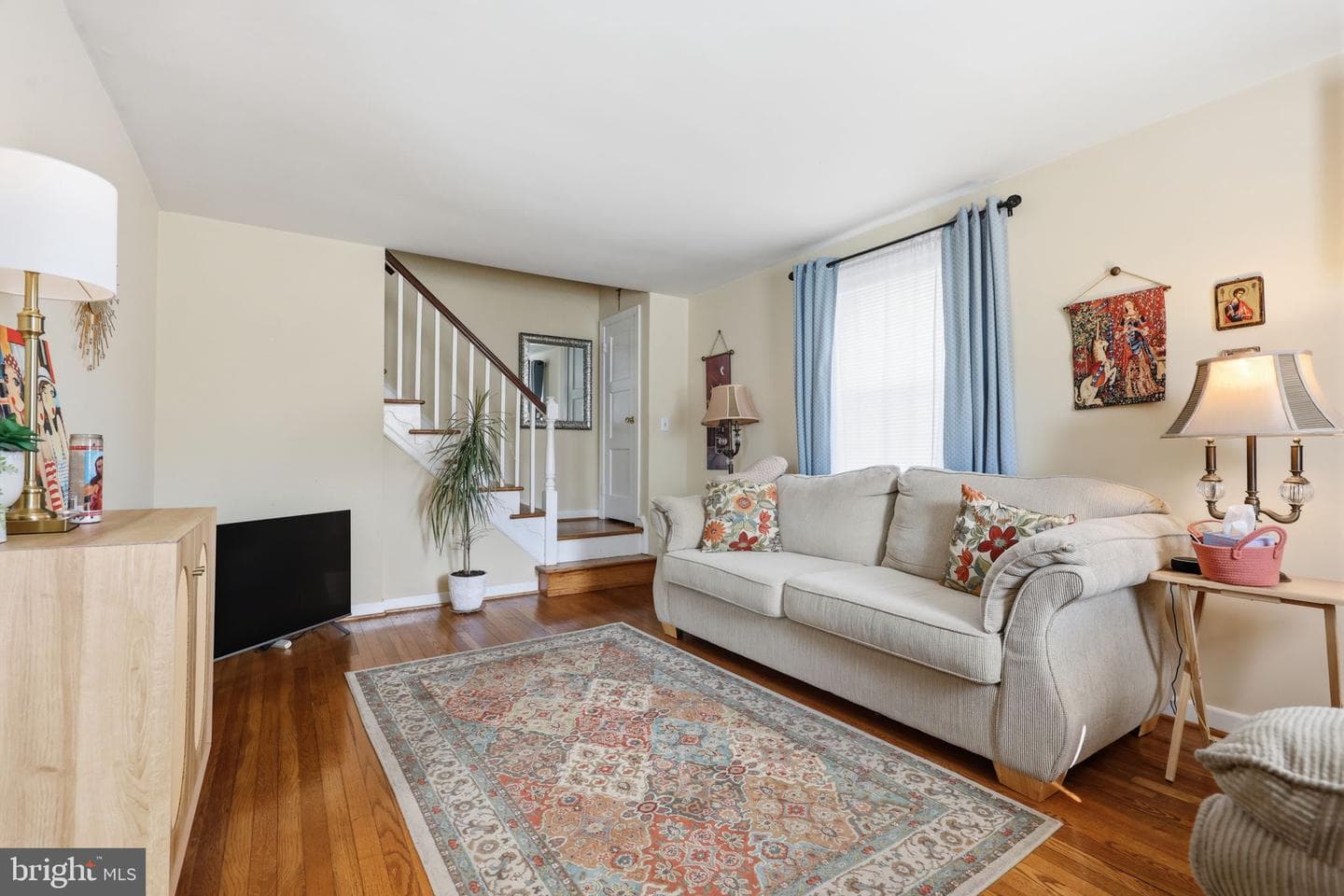 706 Colwell Road photo 4