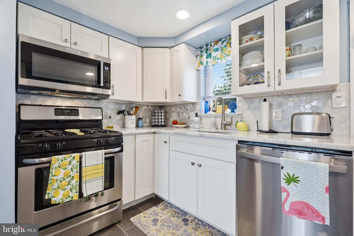 706 Colwell Road photo 9