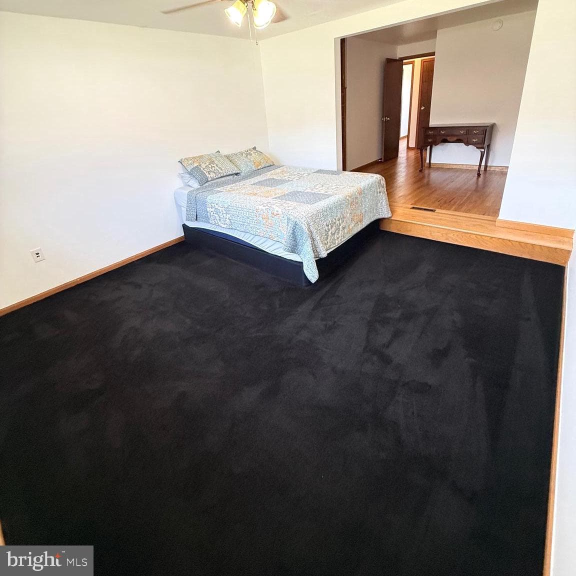 2121 N Lee Lane photo 25