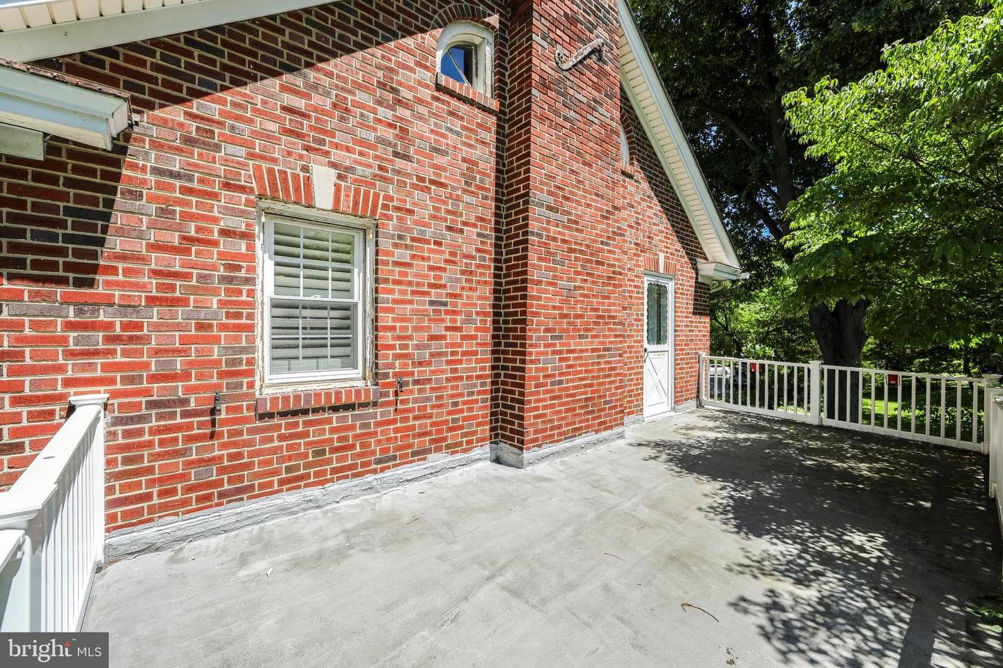 15 Crest Lane photo 32