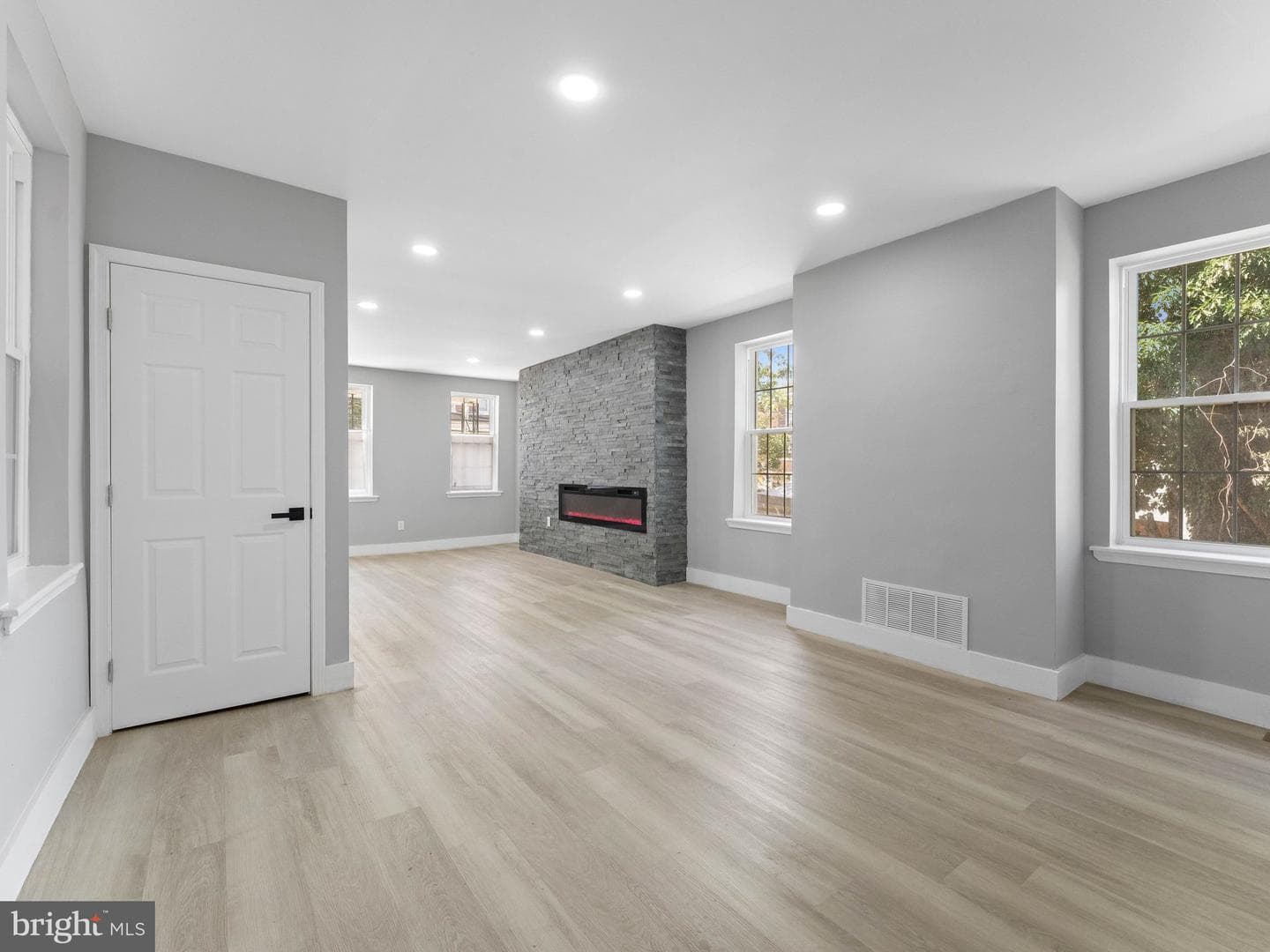 121 N 6th Street, Darby