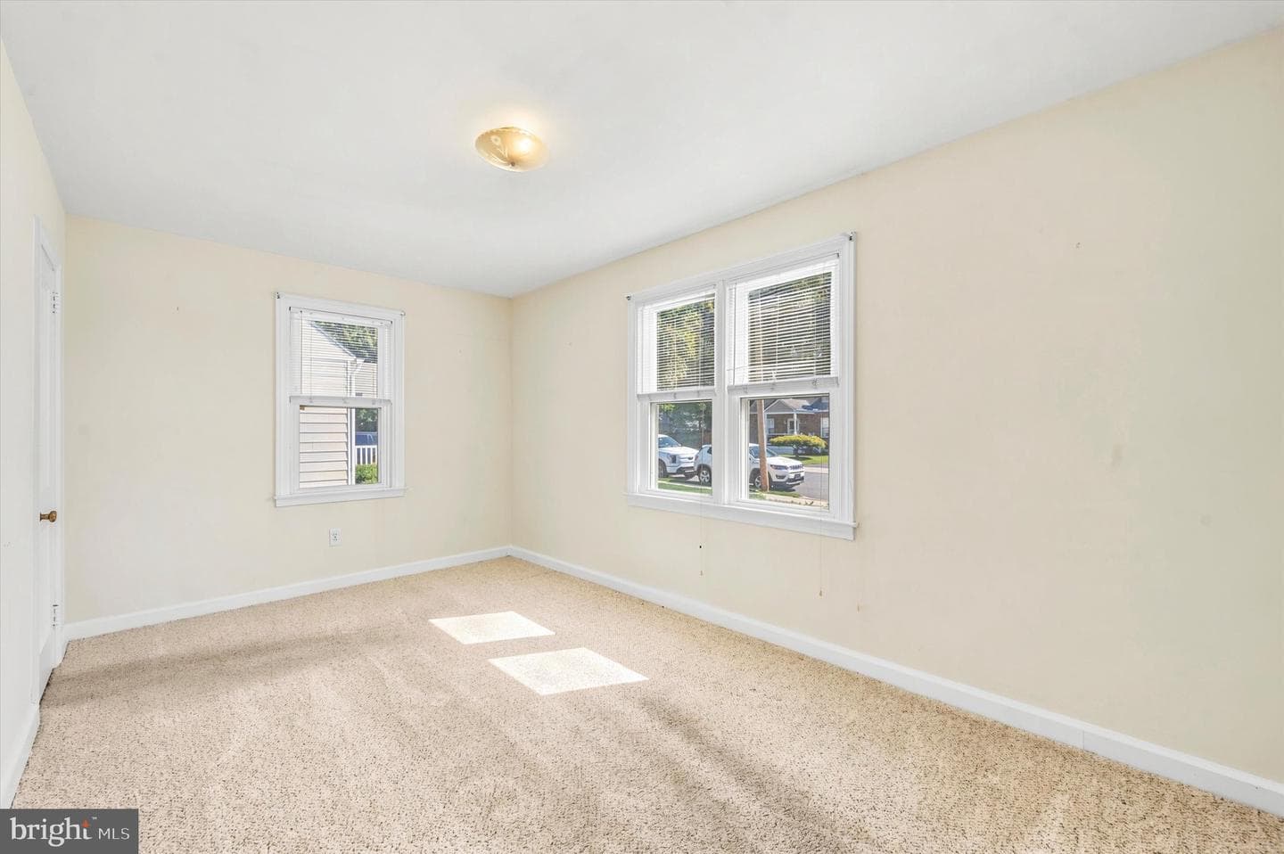 4202 Woodland Avenue photo 9