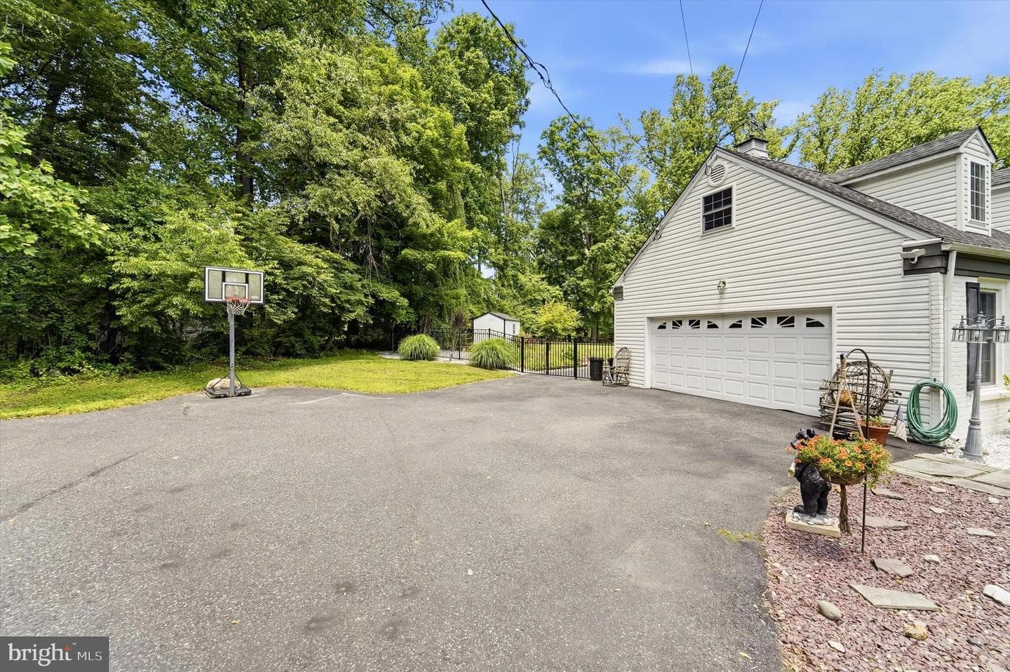 2993 N Providence Road photo 31