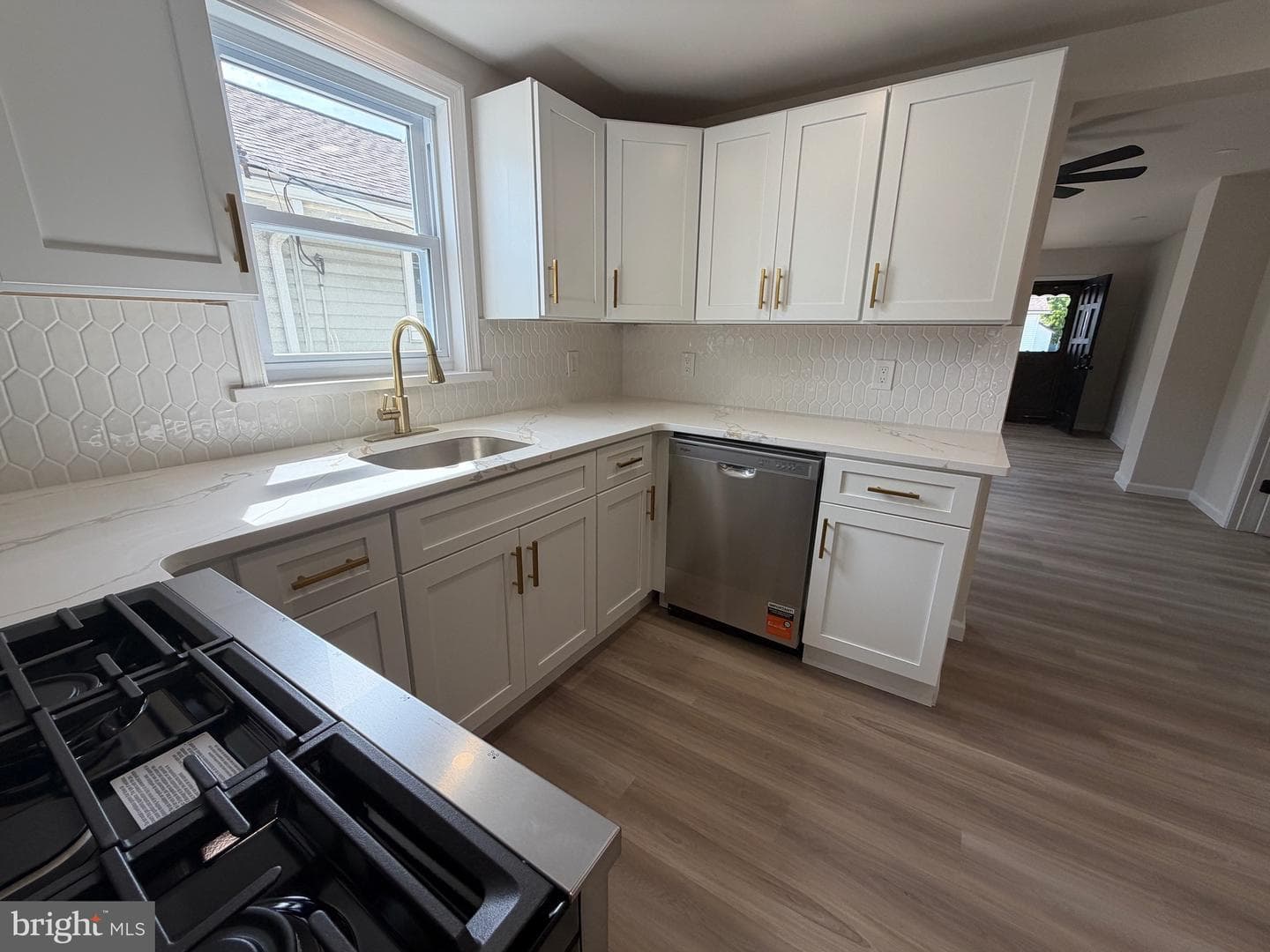 522 Taylor Avenue #437 photo 4