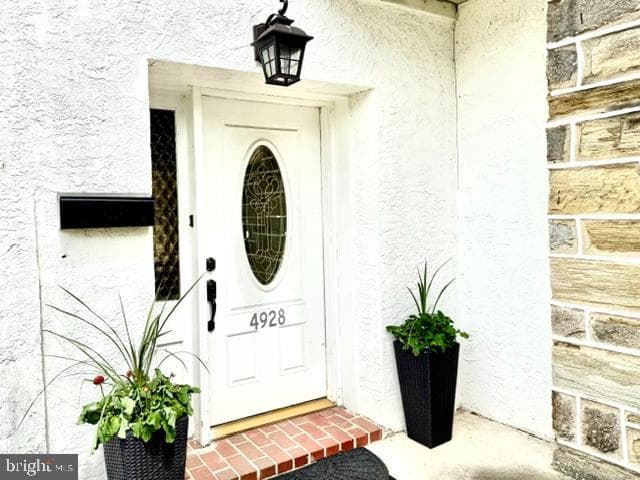 4928 State Road, Drexel Hill