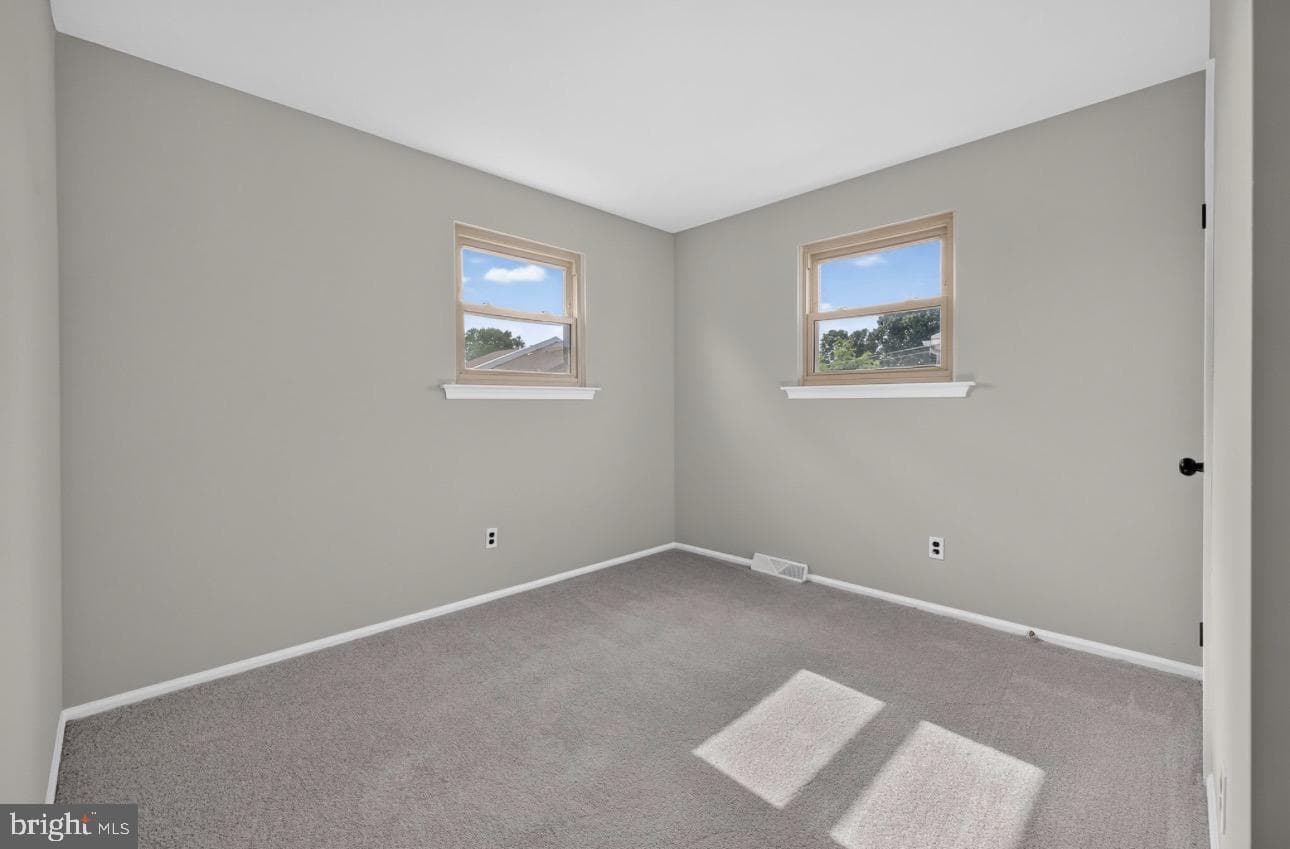 21 Upland Road photo 16