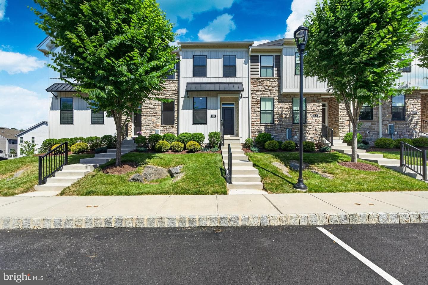 512 Hoopes Lane