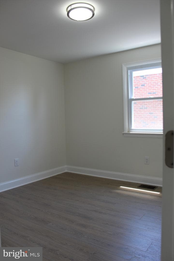 412 Roberta Avenue photo 18