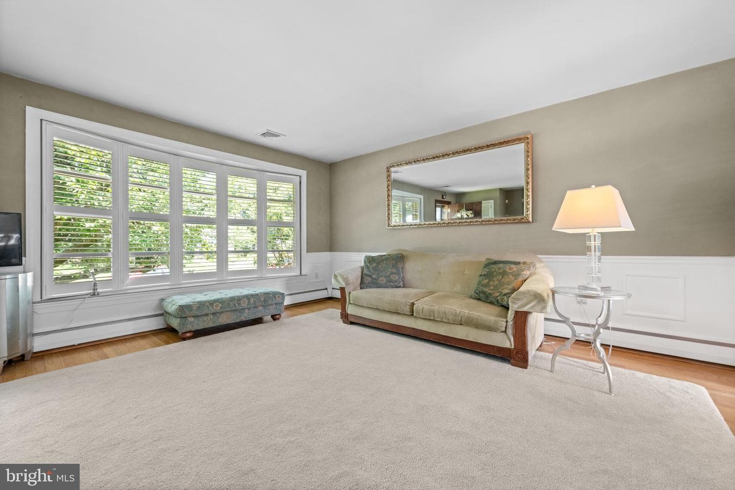 260 Avon Road photo 2