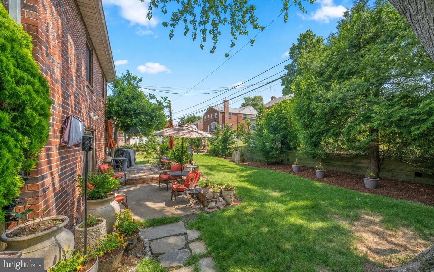 260 Avon Road photo 33