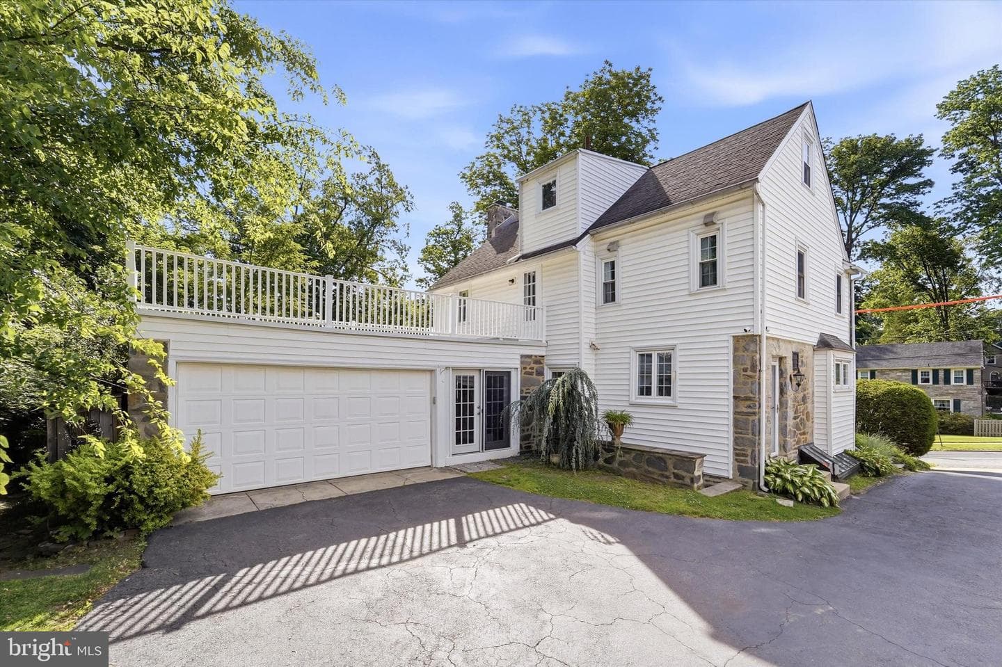 570 Strathmore Road photo 30