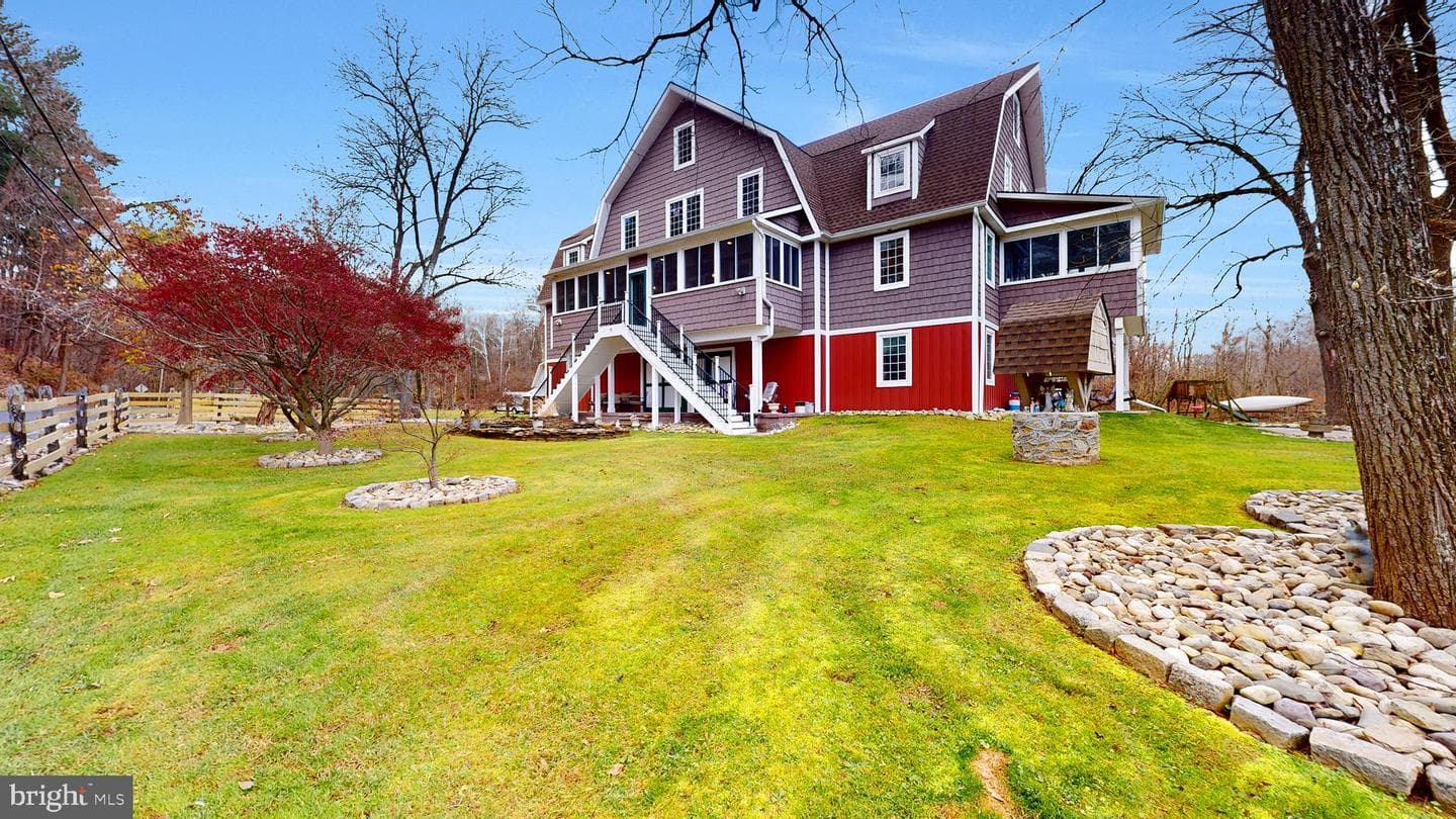 901 Crum Creek Rd, Broomall