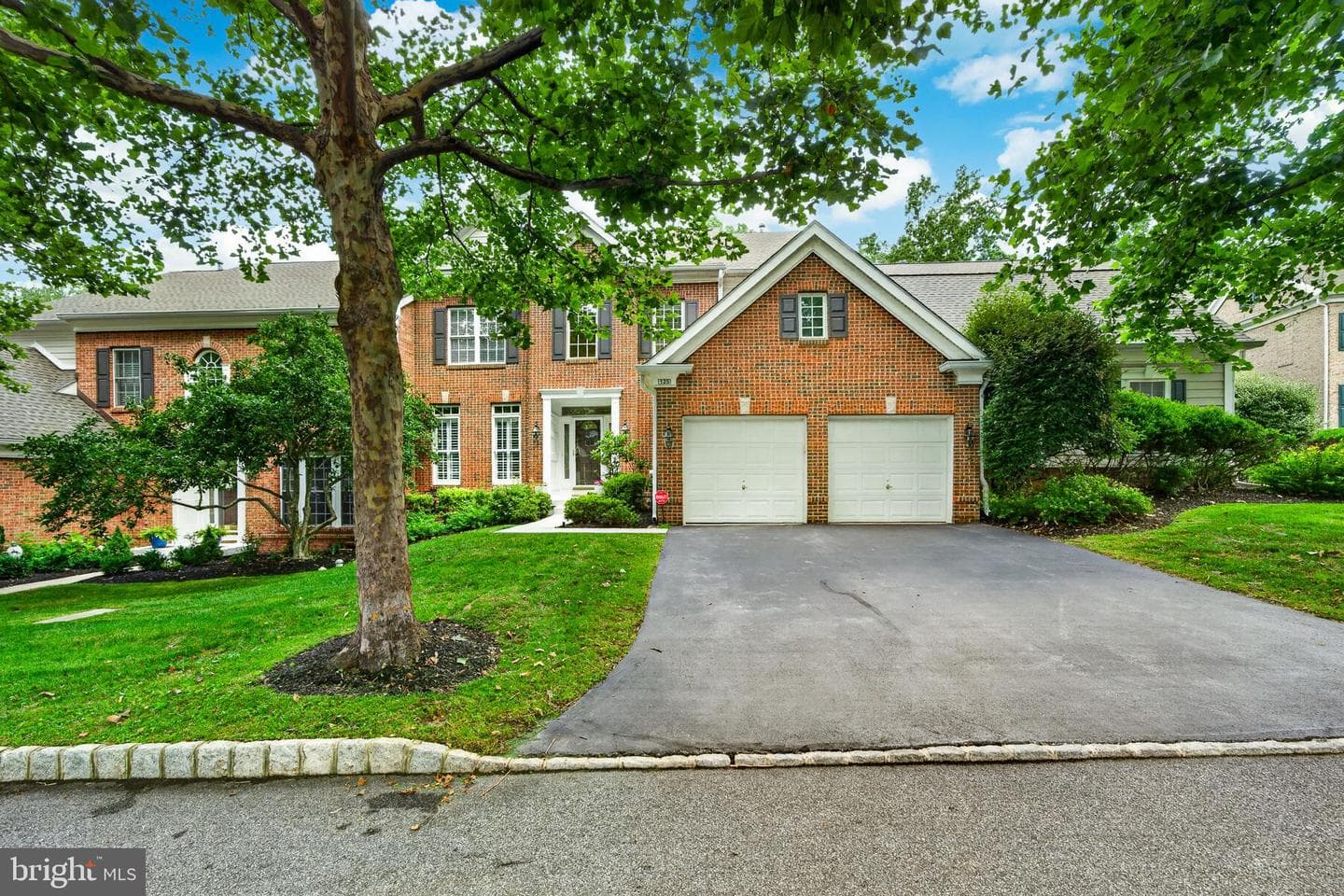 125 Camelot Lane, Newtown Square