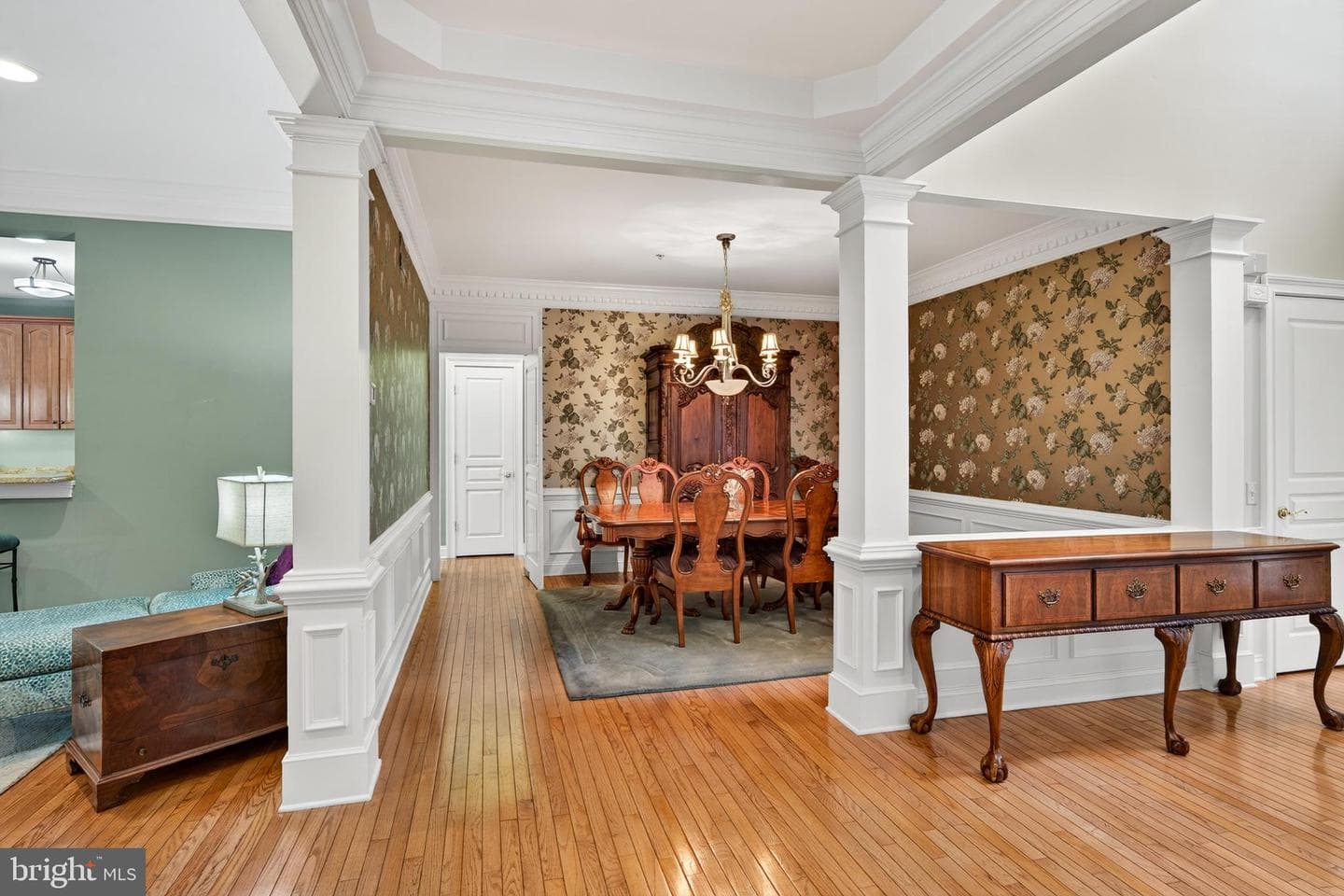 125 Camelot Lane photo 7