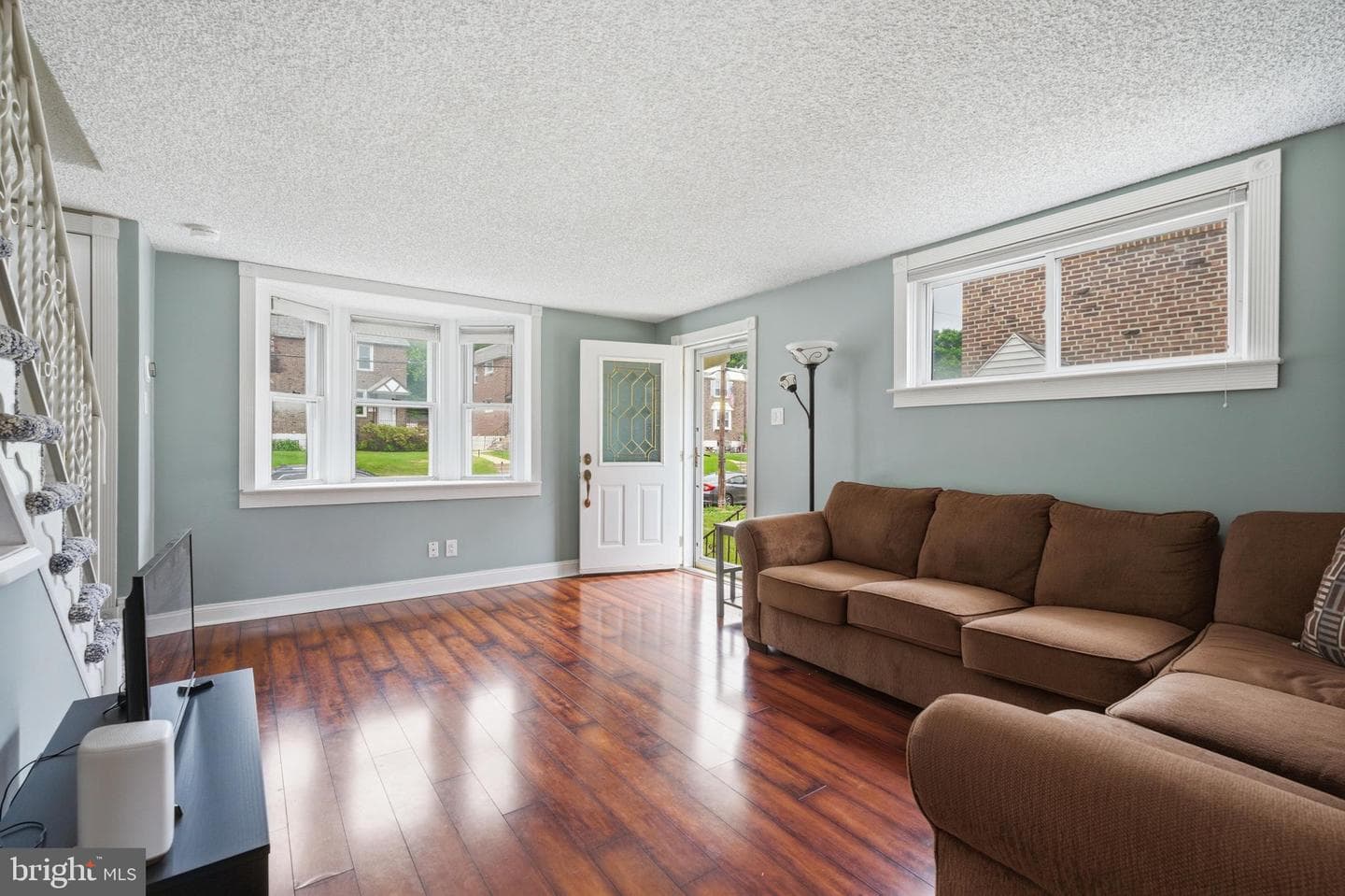 2574 Stoneybrook Lane photo 3