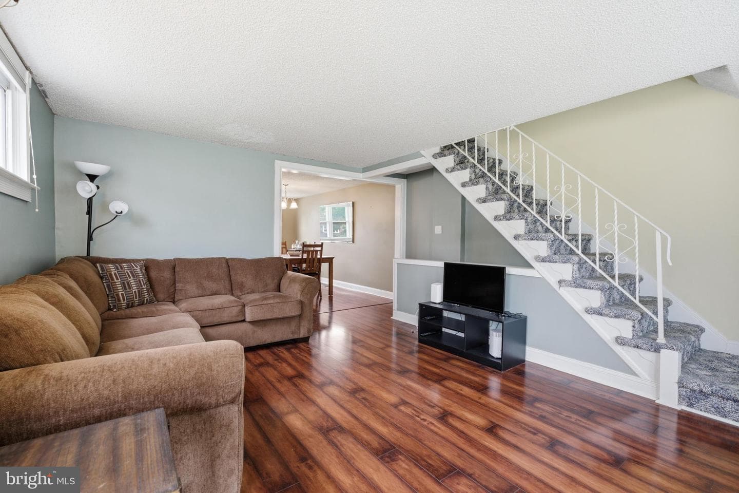 2574 Stoneybrook Lane photo 5