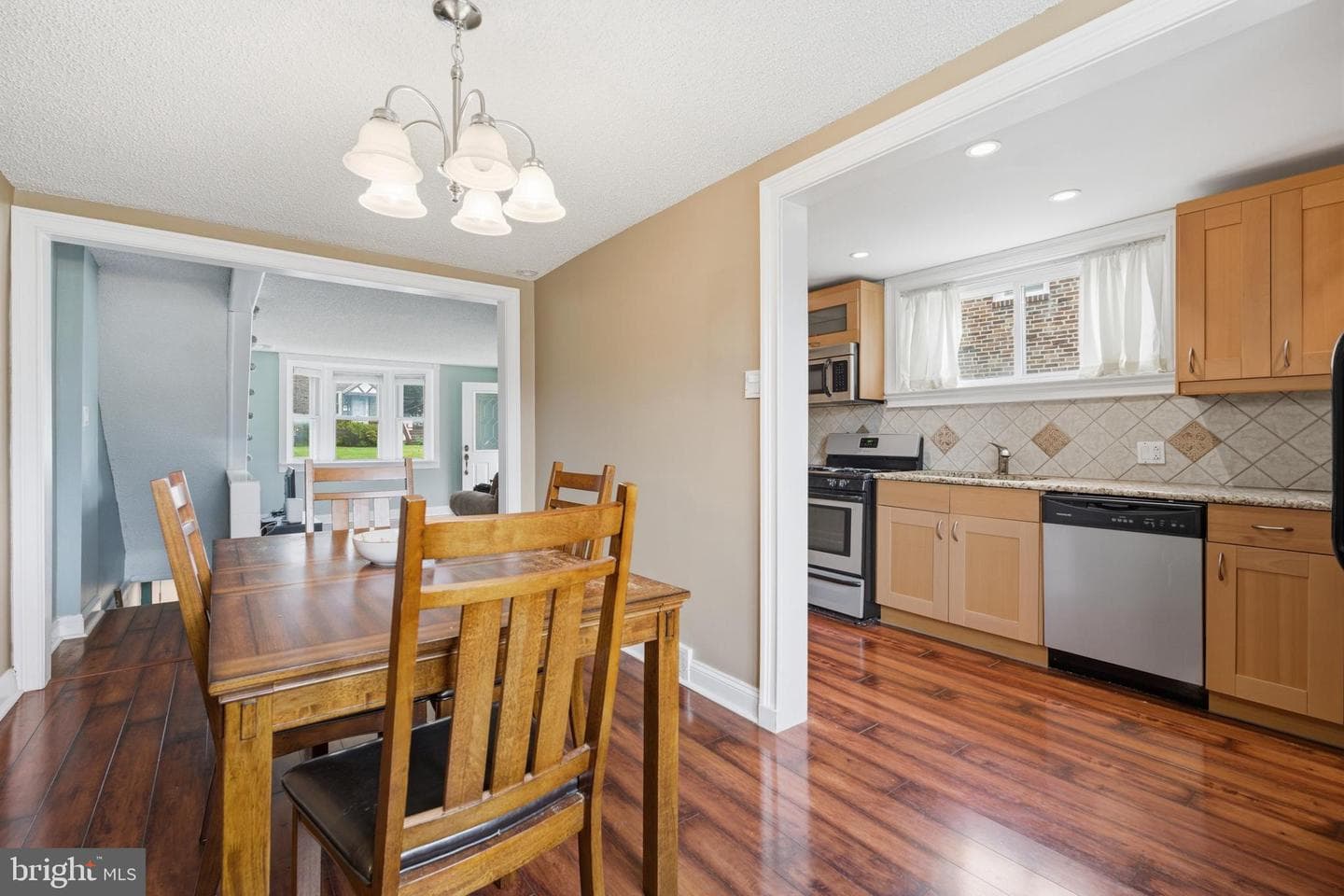 2574 Stoneybrook Lane photo 7