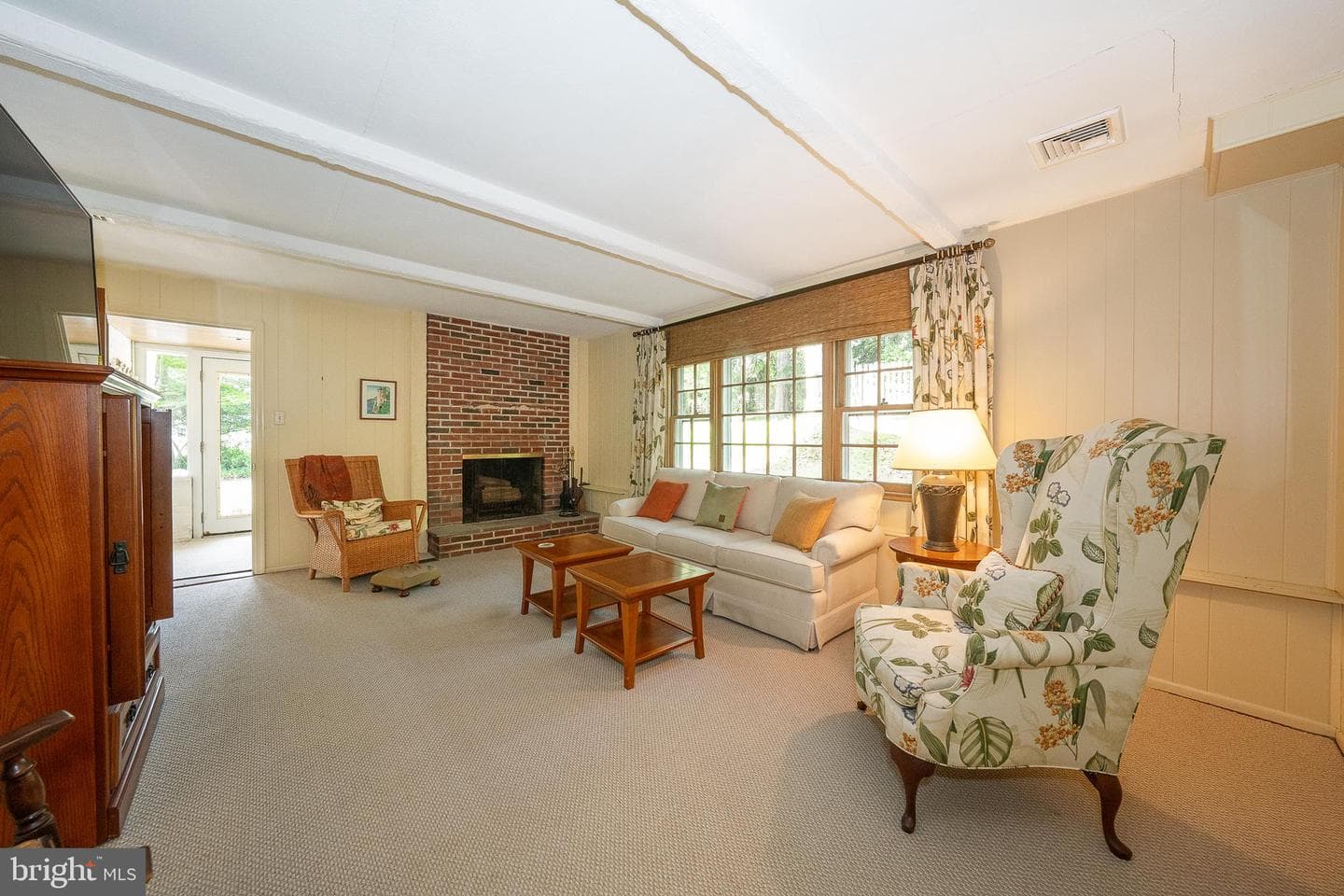 302 Earles Lane photo 31