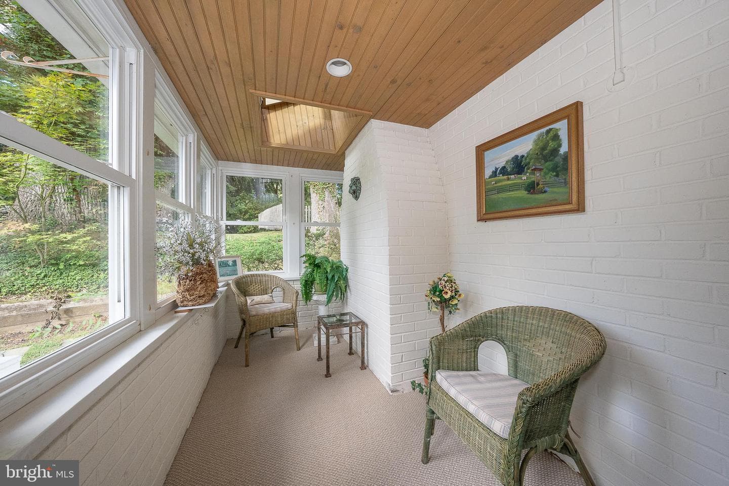 302 Earles Lane photo 39