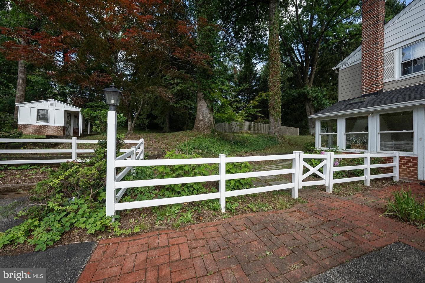 302 Earles Lane photo 9